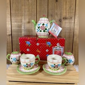 1998 Mary Engelbreit By Enesco “Rose Patch” Child’s Tea Set 7 Pcs W/ Box New